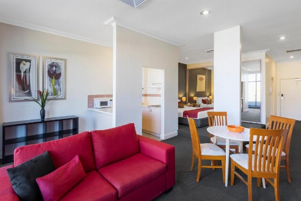 Nesuto Woolloomooloo image 21